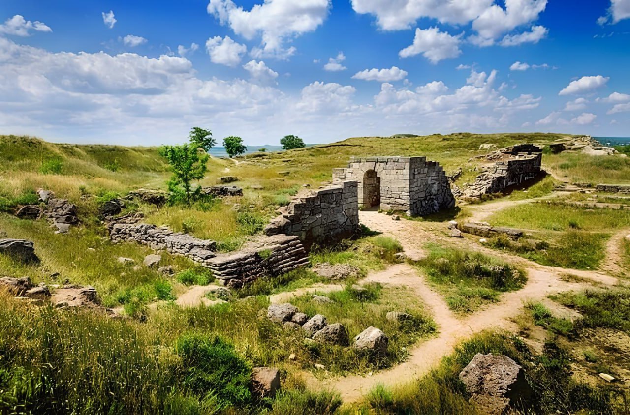Керчь, руины Пантикапея