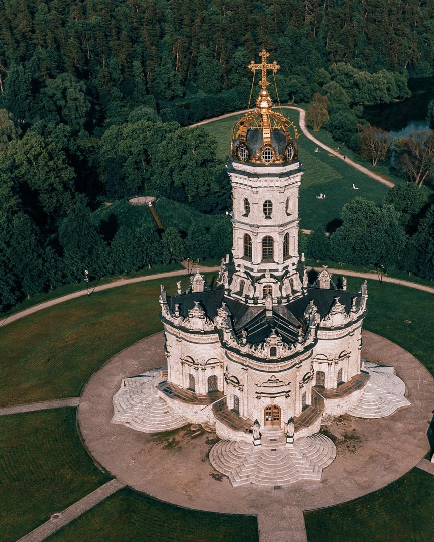 Храм Знамения в Дубровицах