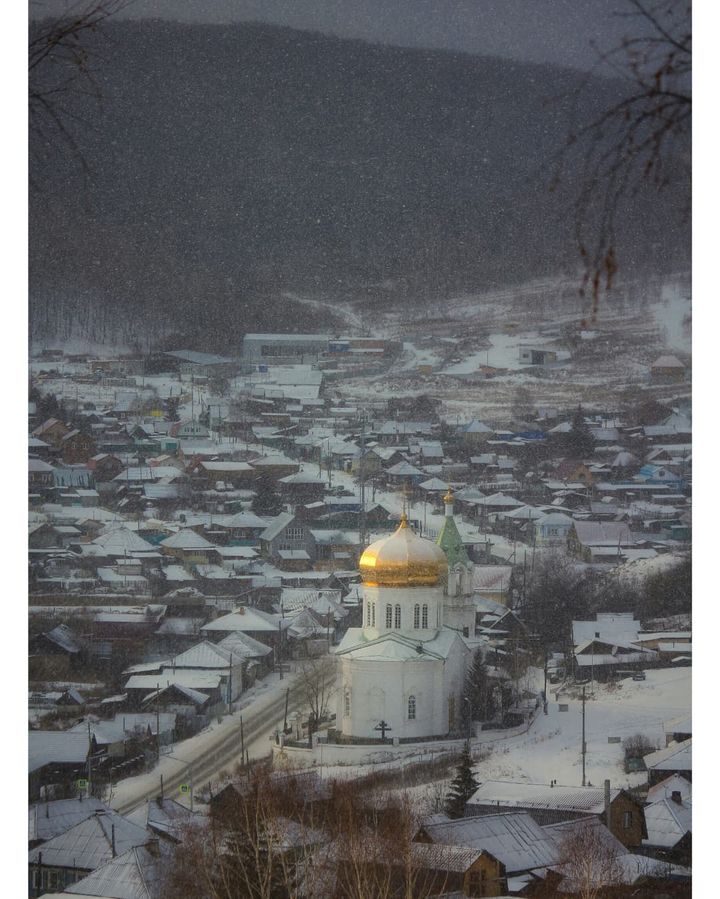 Церковь в селе Сыростан