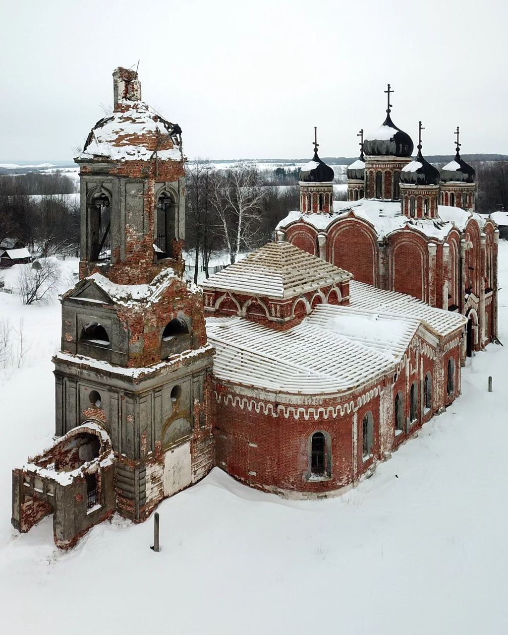 Троицкая церковь в селе Красно