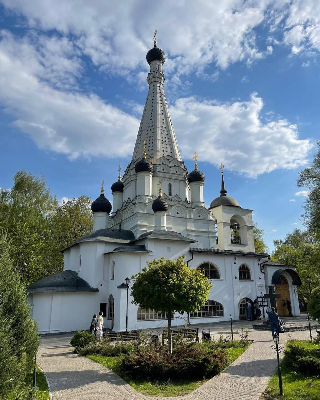 Храм Покрова в Медведково