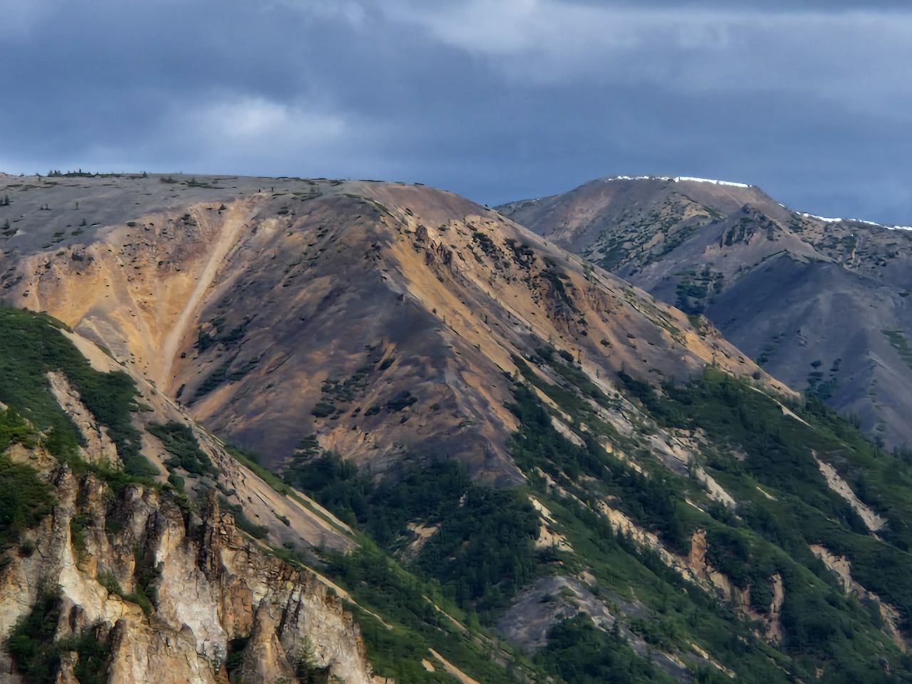 Каменные останцы у р. Хета