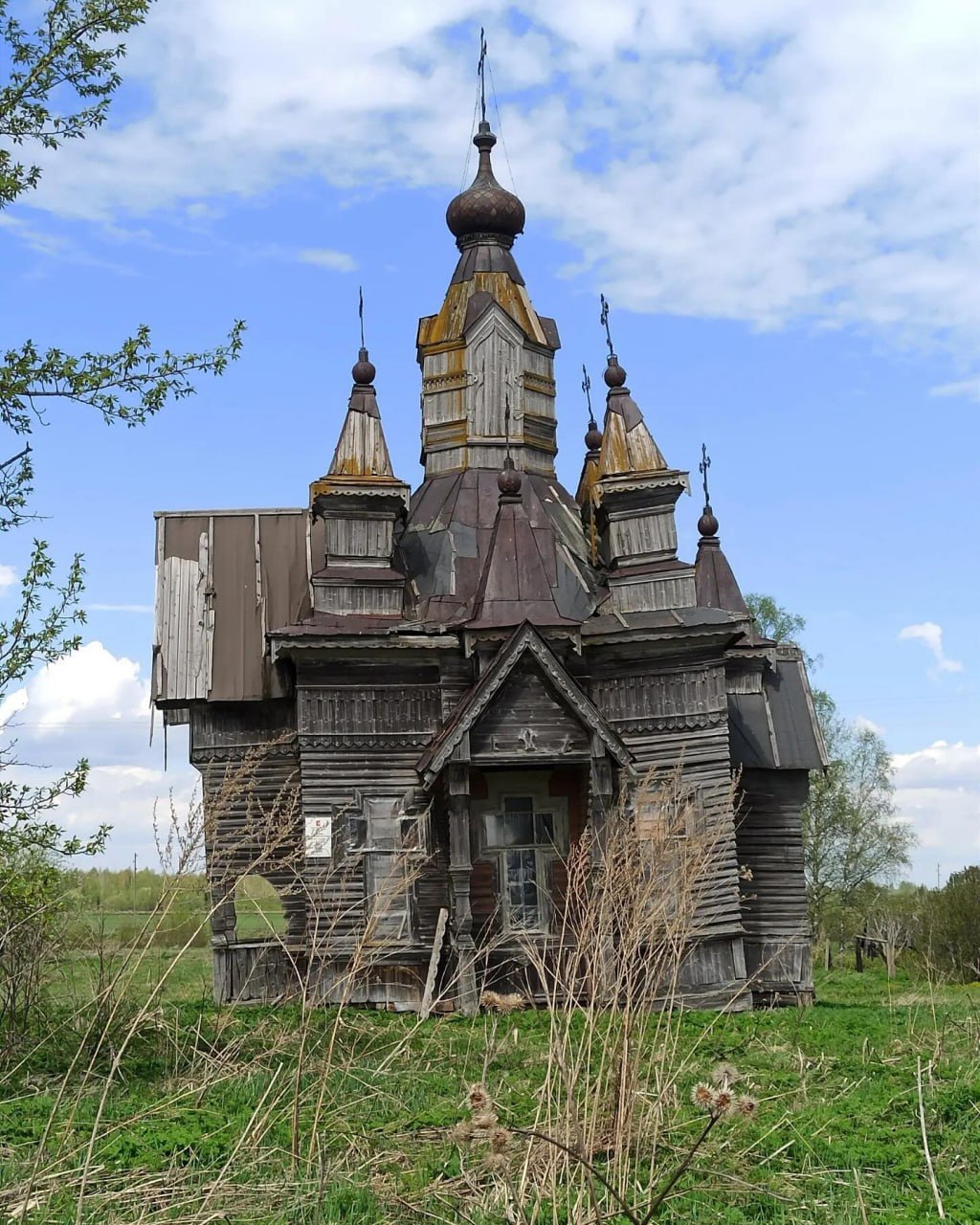 Храм в деревне Гризино