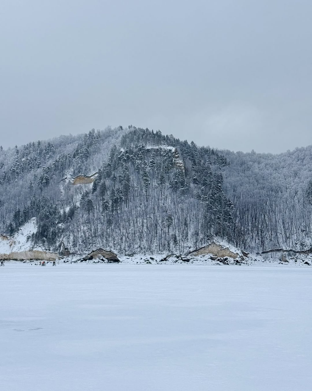 Белый камень