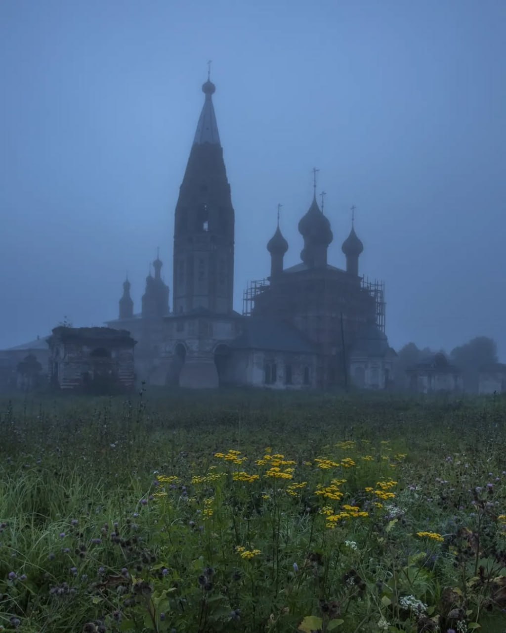 Церковь в селе Парское