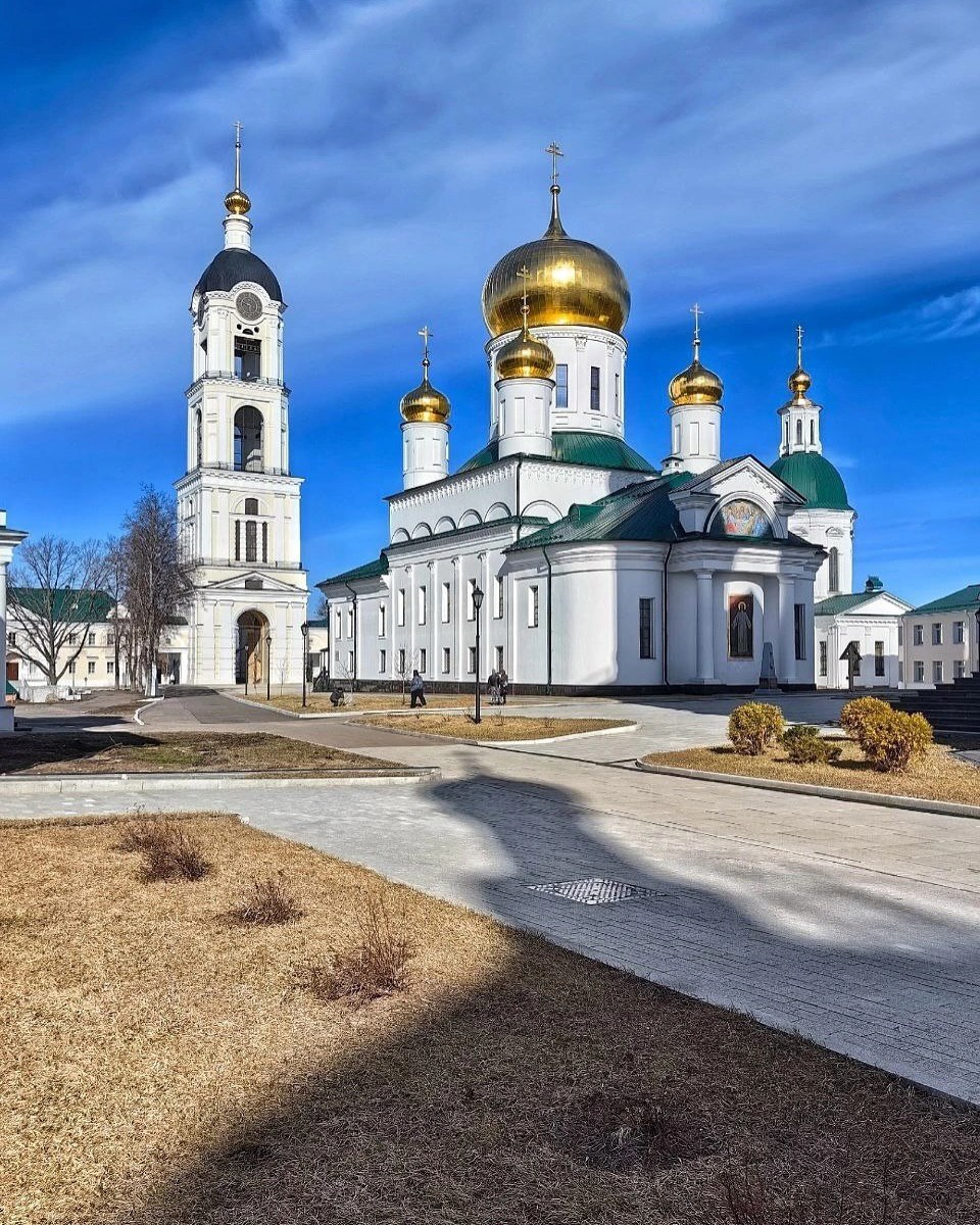 Свято-Успенская Саровская пустынь