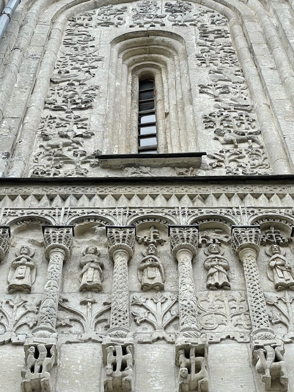 Дмитриевский собор во Владимире