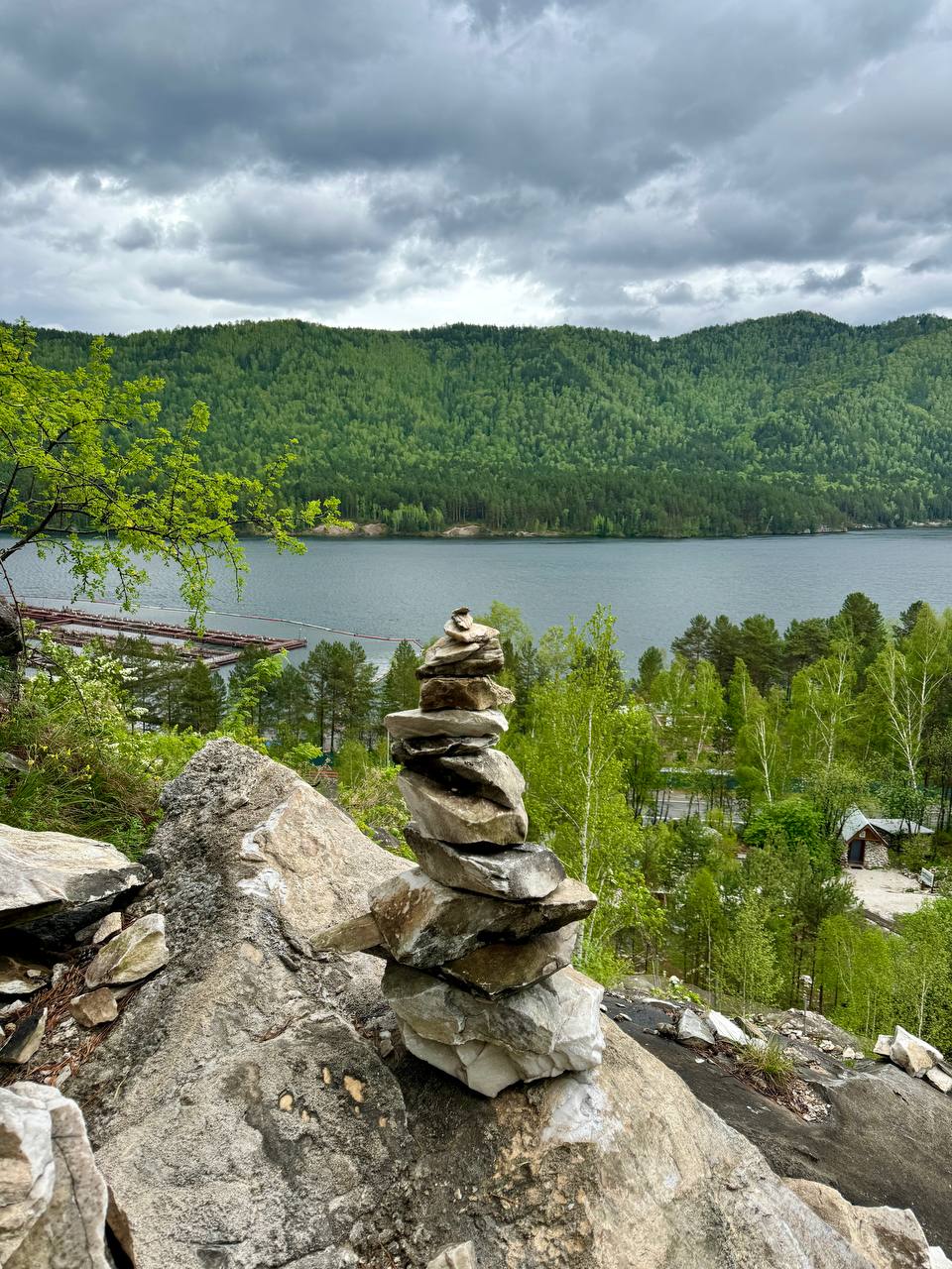 Скала Мраморка
