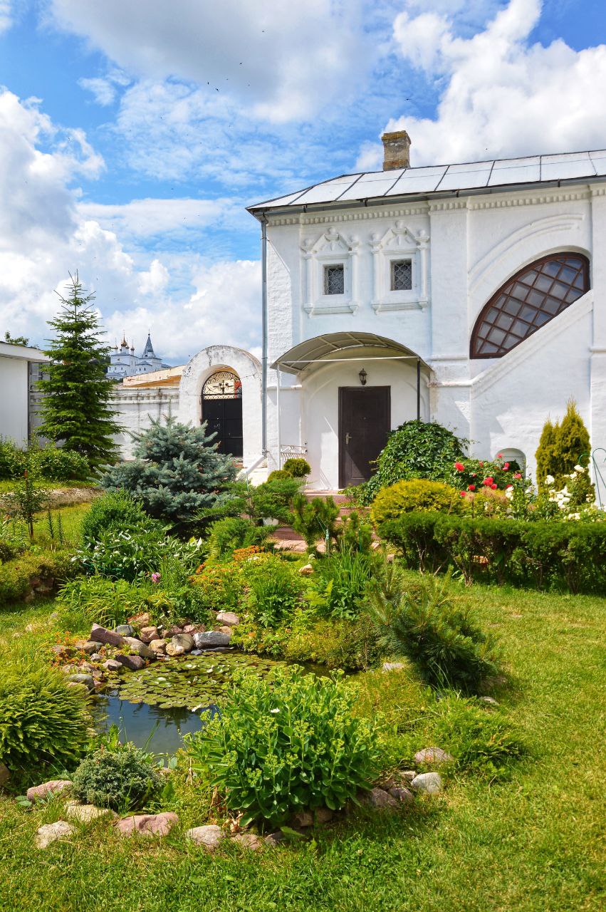 Свято-Сретенский женский монастырь